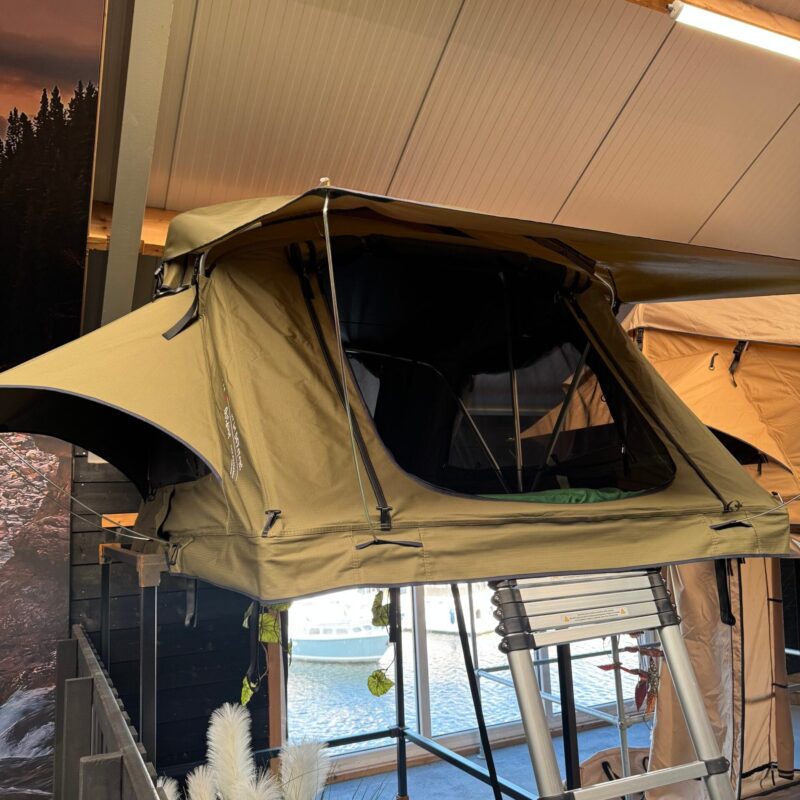 Dare to be Different 140S groen showroom model