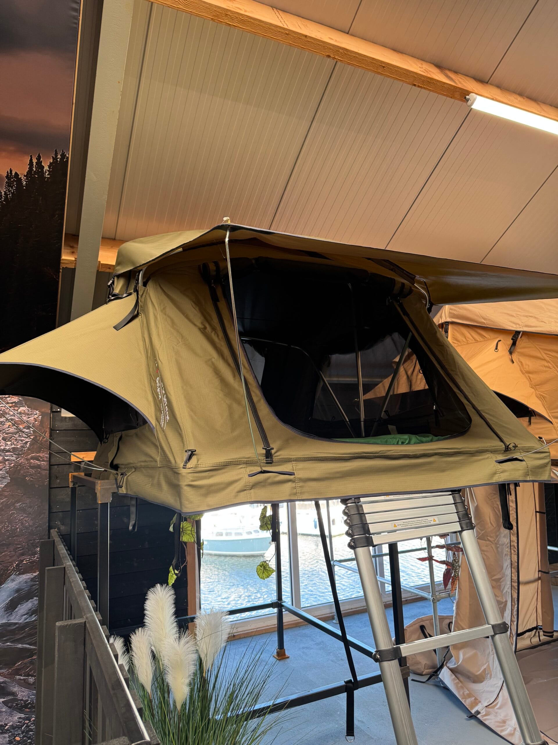 Dare to be Different 140S groen showroom model