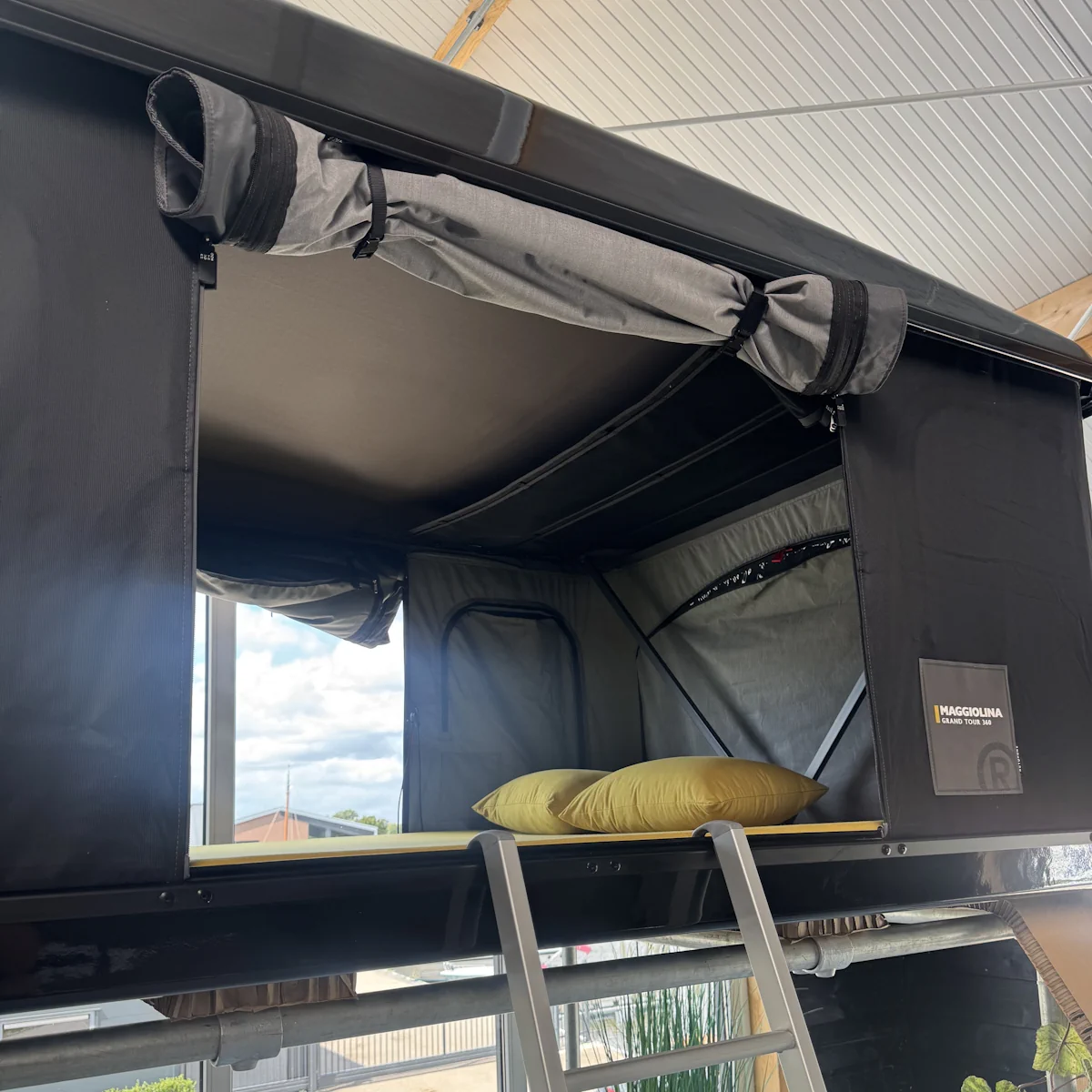 Autohome Grand Tour 360 Large X-Long – Jong gebruikt | Premium daktent - Afbeelding 3