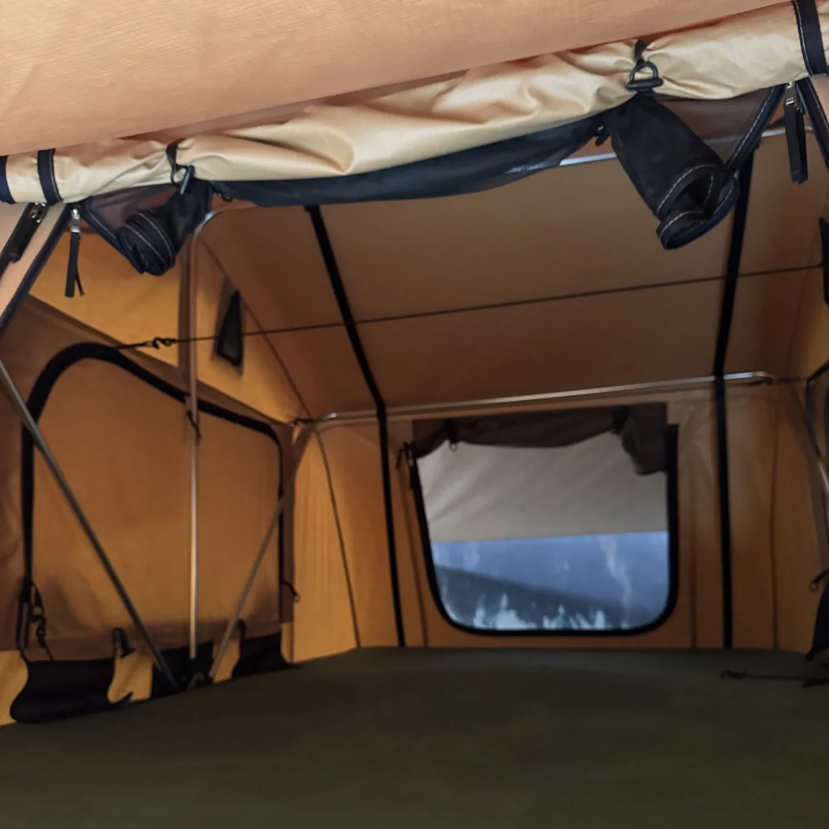 DTBD 140L Daktent Zand – Jong gebruikt | Incl. windscherm & ondertent - Afbeelding 4